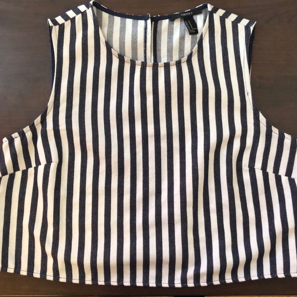 Top - Picture 1 of 2